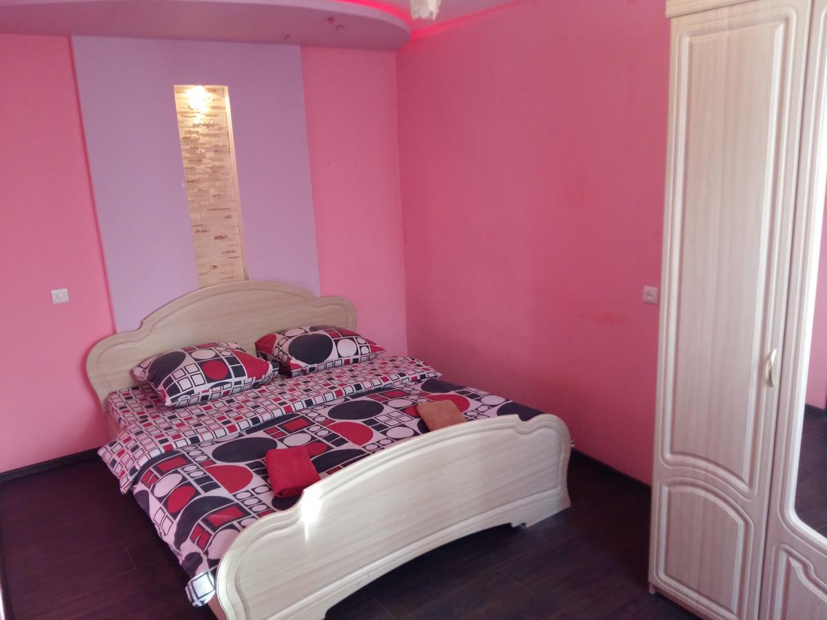 Uzh Apartments Uzhhorod Εξωτερικό φωτογραφία